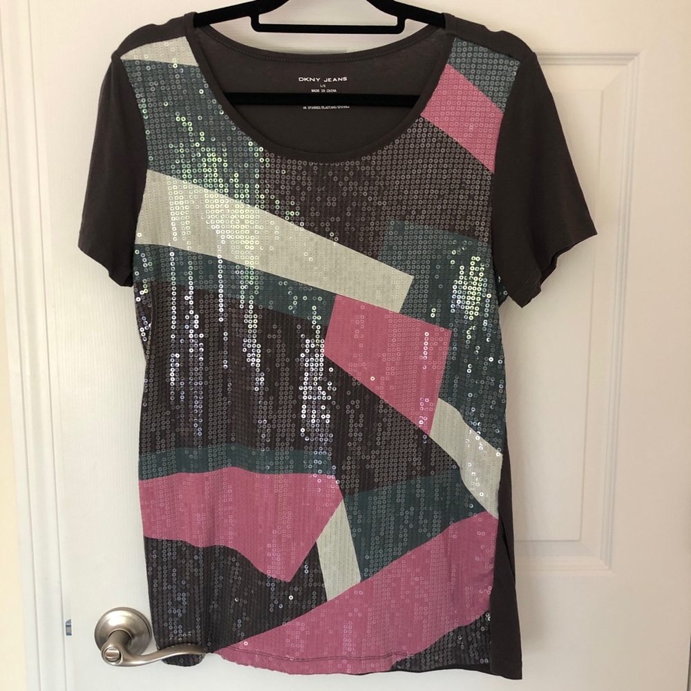 DKNT t shirt